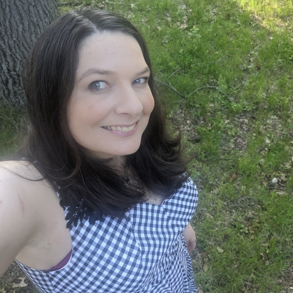 Meet your Posher, Jennifer